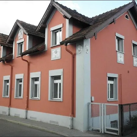Holzgarten Guest house