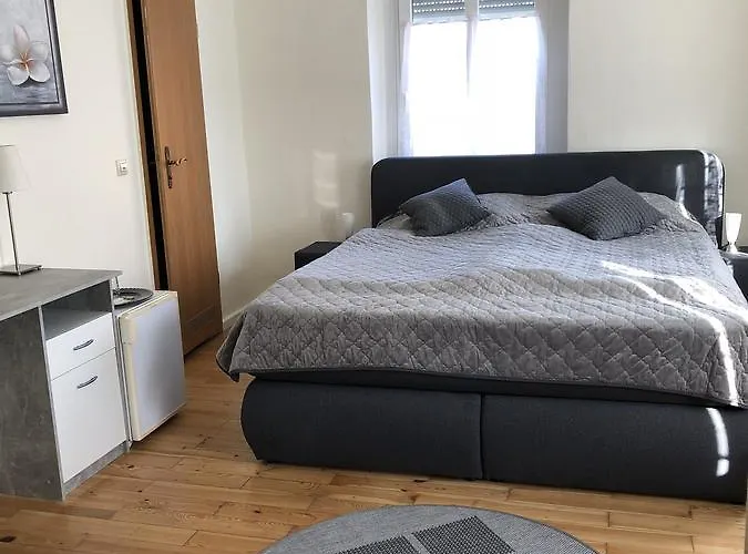 Holzgarten Gæstehus 3*